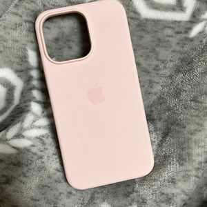 iPhone 13 pro case, magsafe , Aplle inc. brand new!